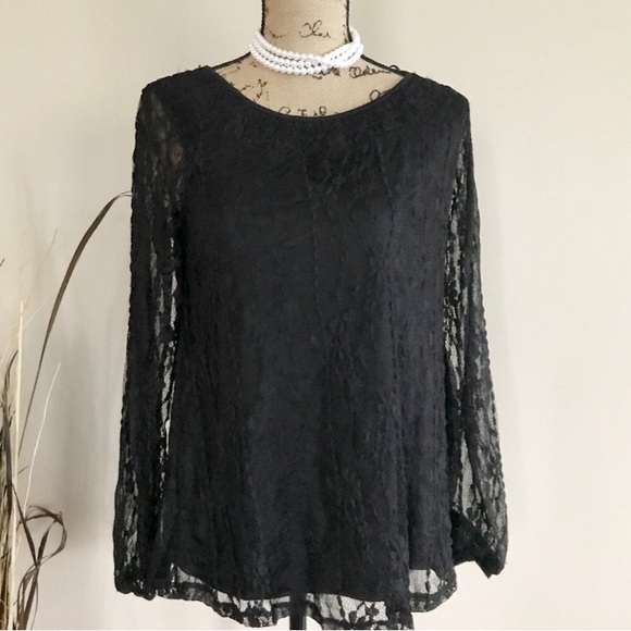 •Style & Co• black lace top {D24} - Picture 2 of 4